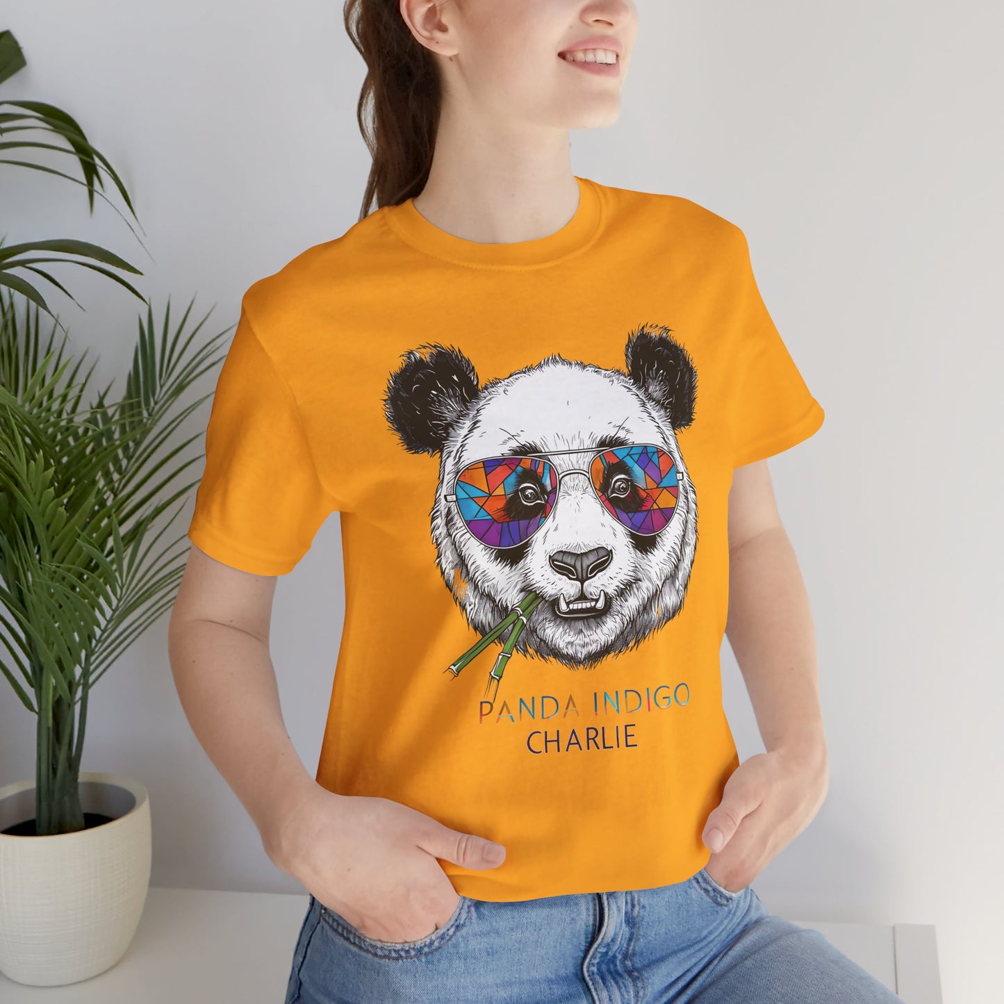 Panda Lumivibra - Snazzle Tee