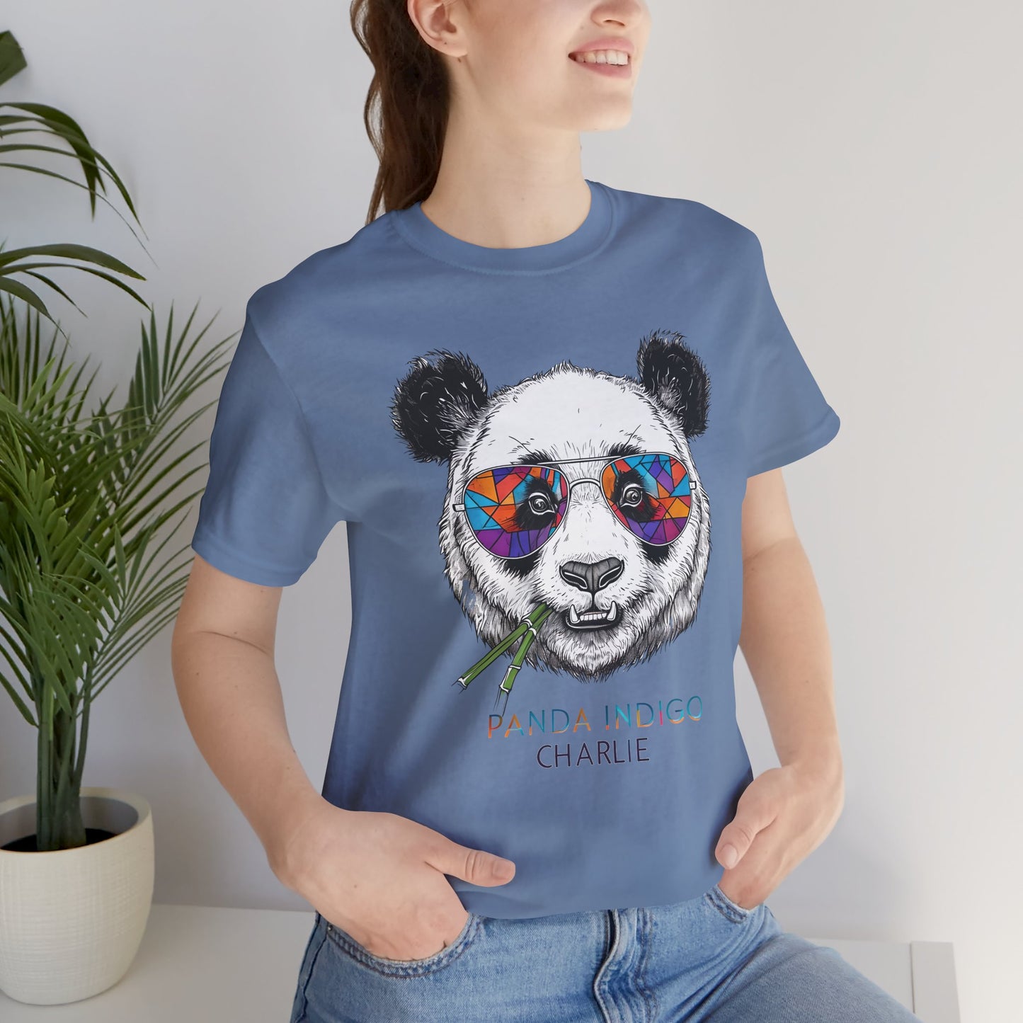 Panda Lumivibra - Snazzle Tee