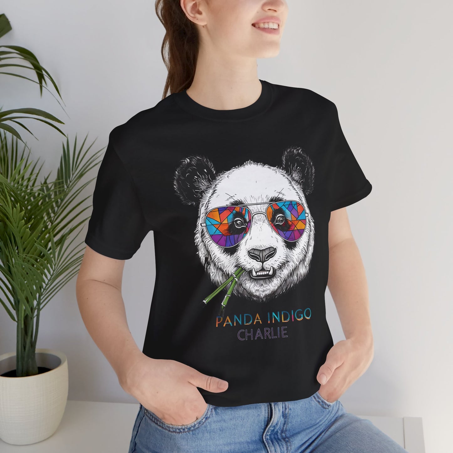 Panda Lumivibra - Snazzle Tee