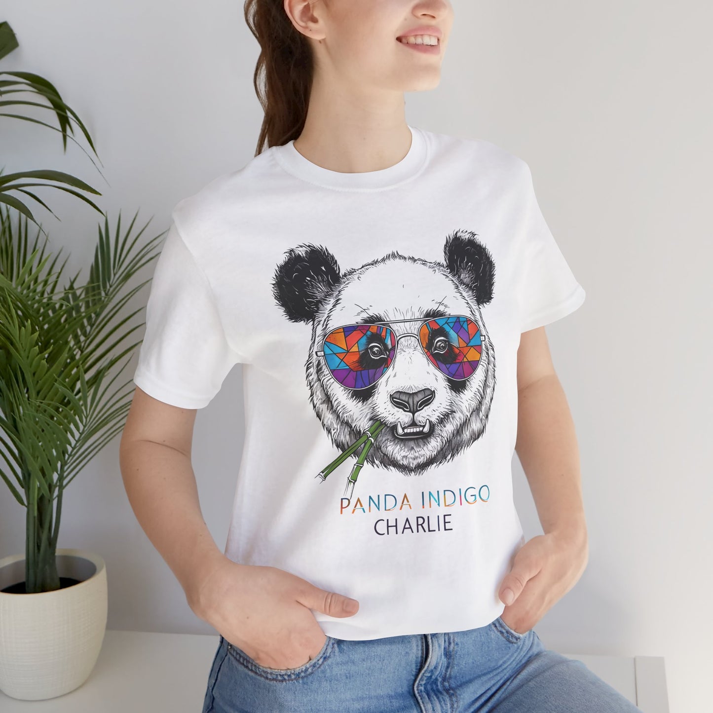 Panda Lumivibra - Snazzle Tee