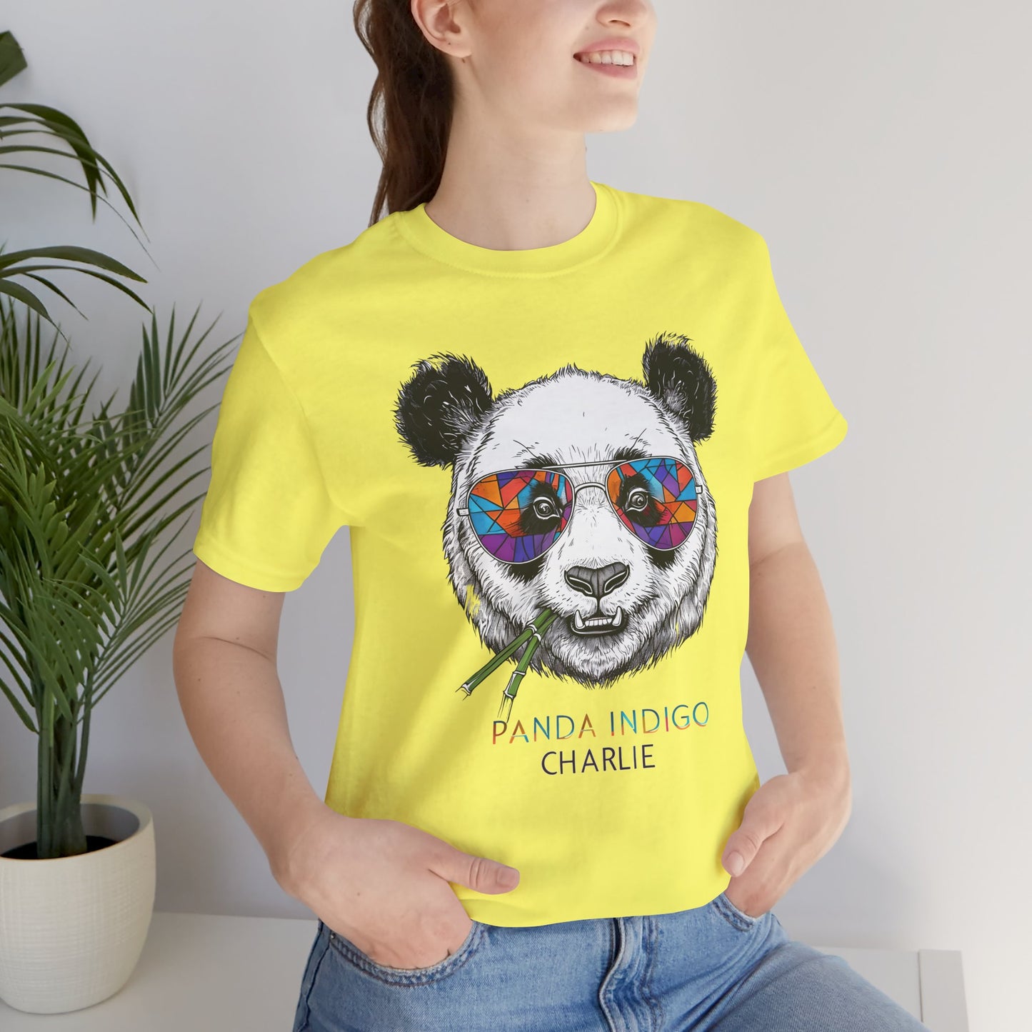 Panda Lumivibra - Snazzle Tee