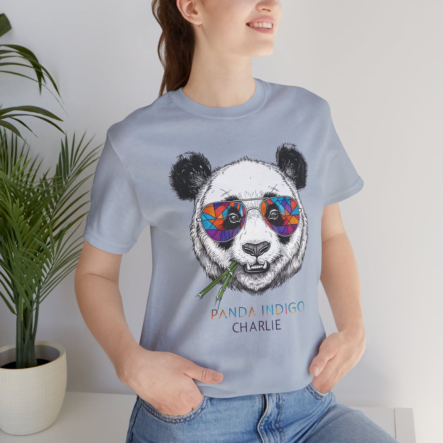 Panda Lumivibra - Snazzle Tee