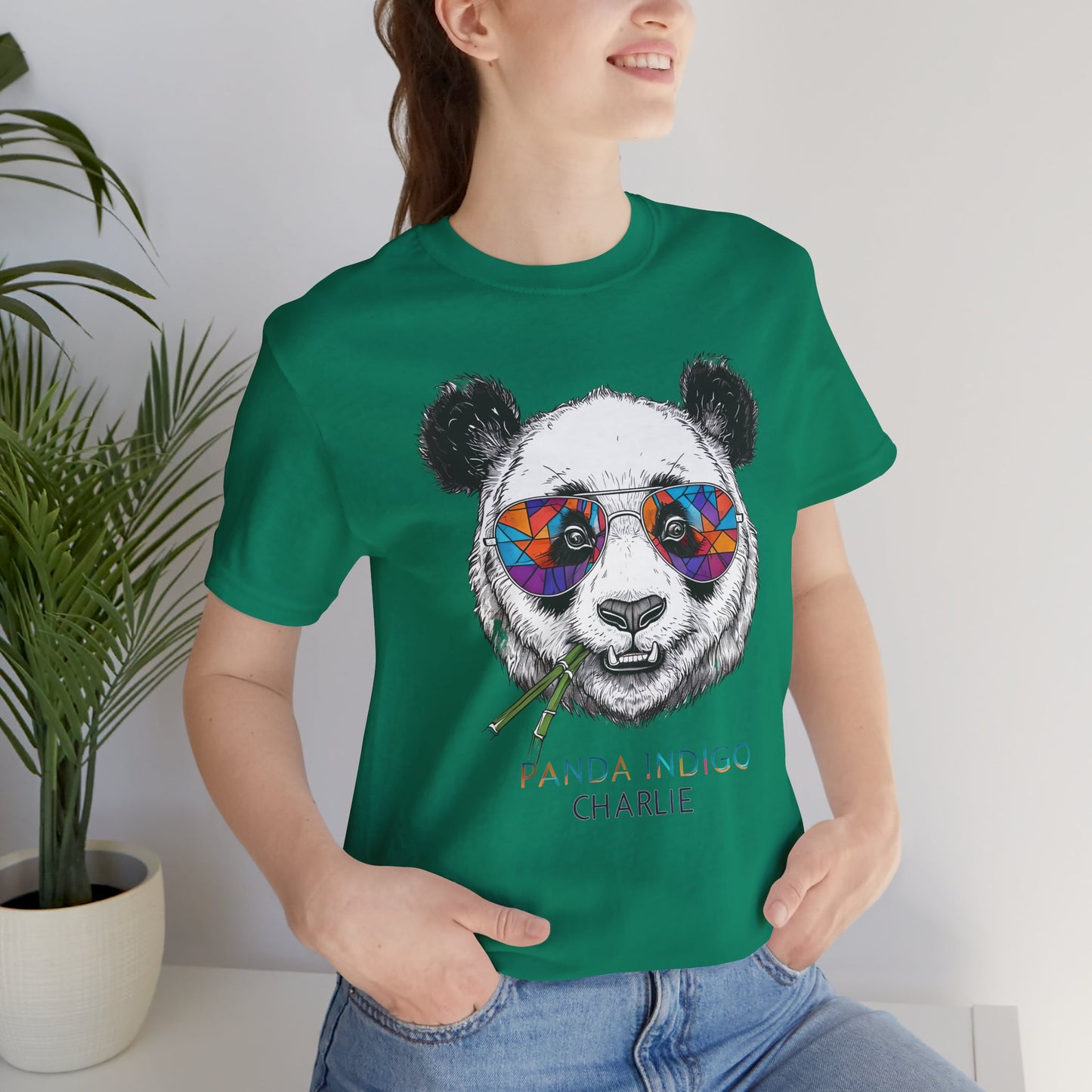 Panda Lumivibra - Snazzle Tee