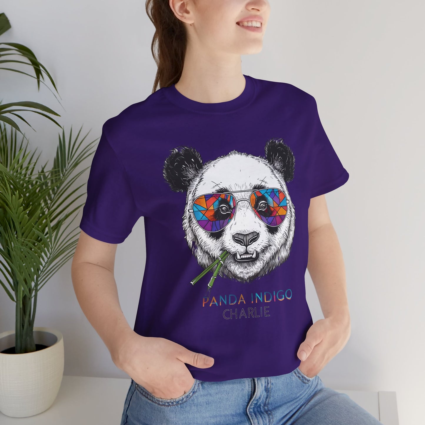 Panda Lumivibra - Snazzle Tee
